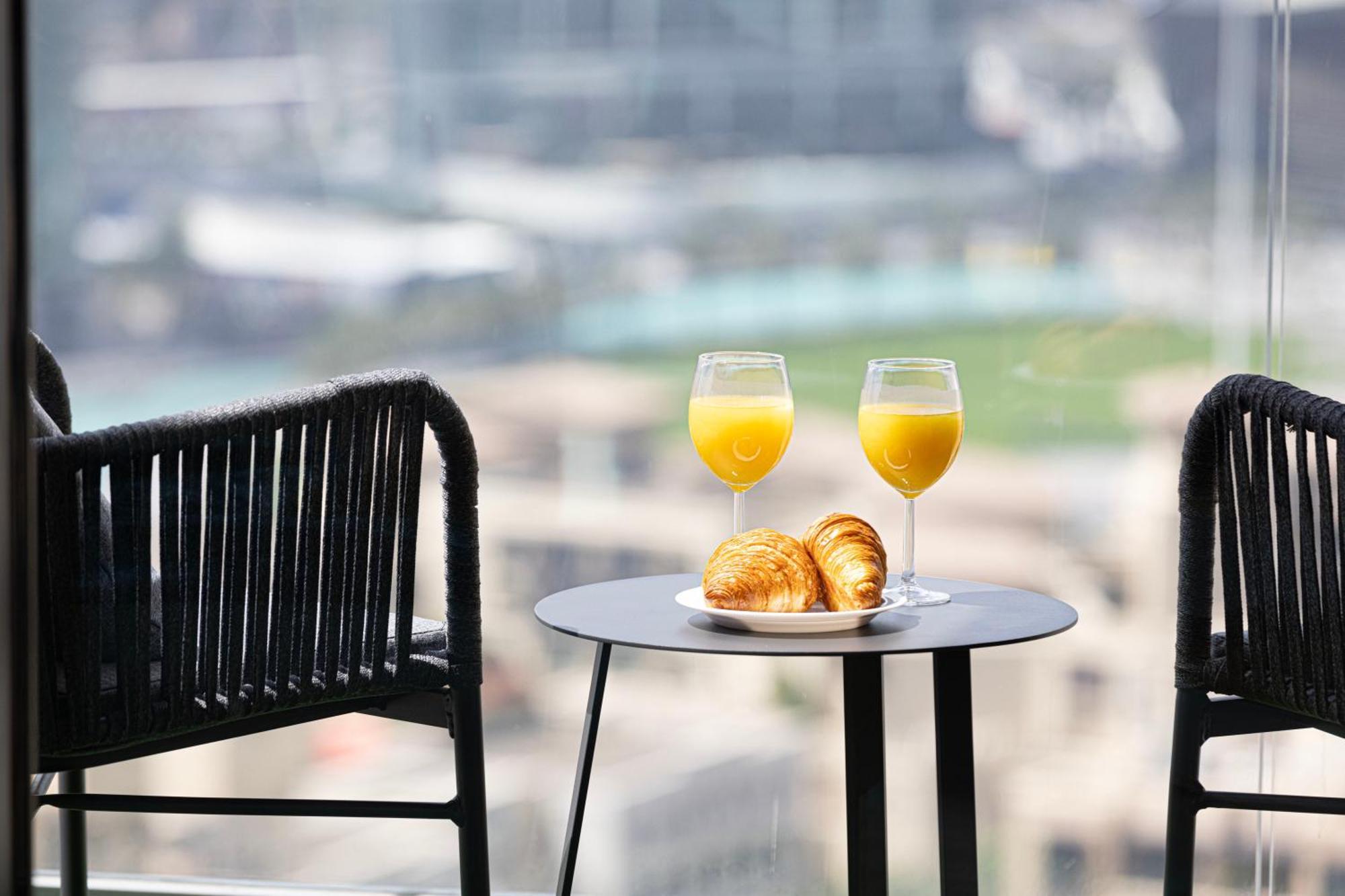 Smartstay At Burj Royale - Full Burj Khalifa View - Brand New Luxury Apartments Dubai Dış mekan fotoğraf
