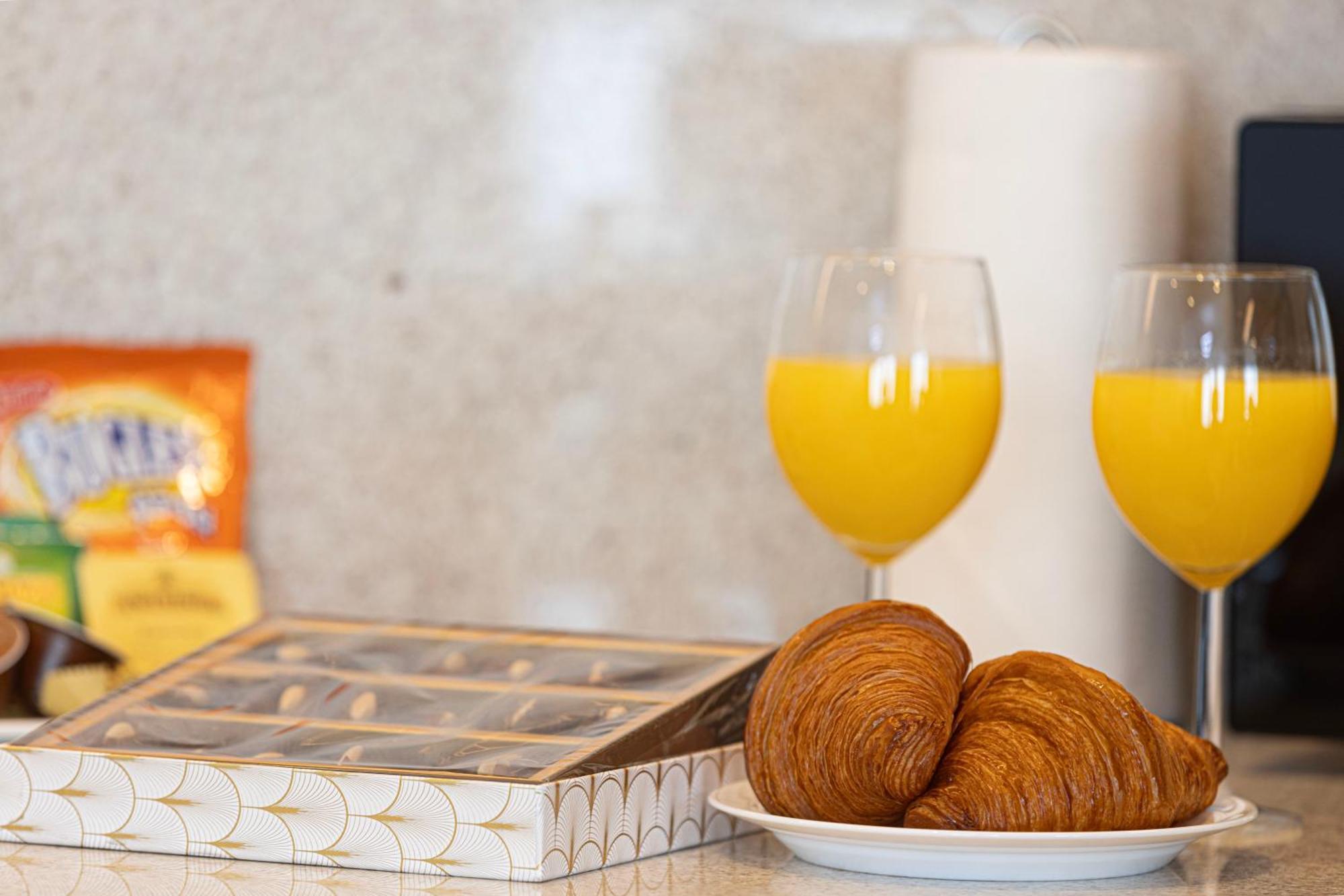 Smartstay At Burj Royale - Full Burj Khalifa View - Brand New Luxury Apartments Dubai Dış mekan fotoğraf