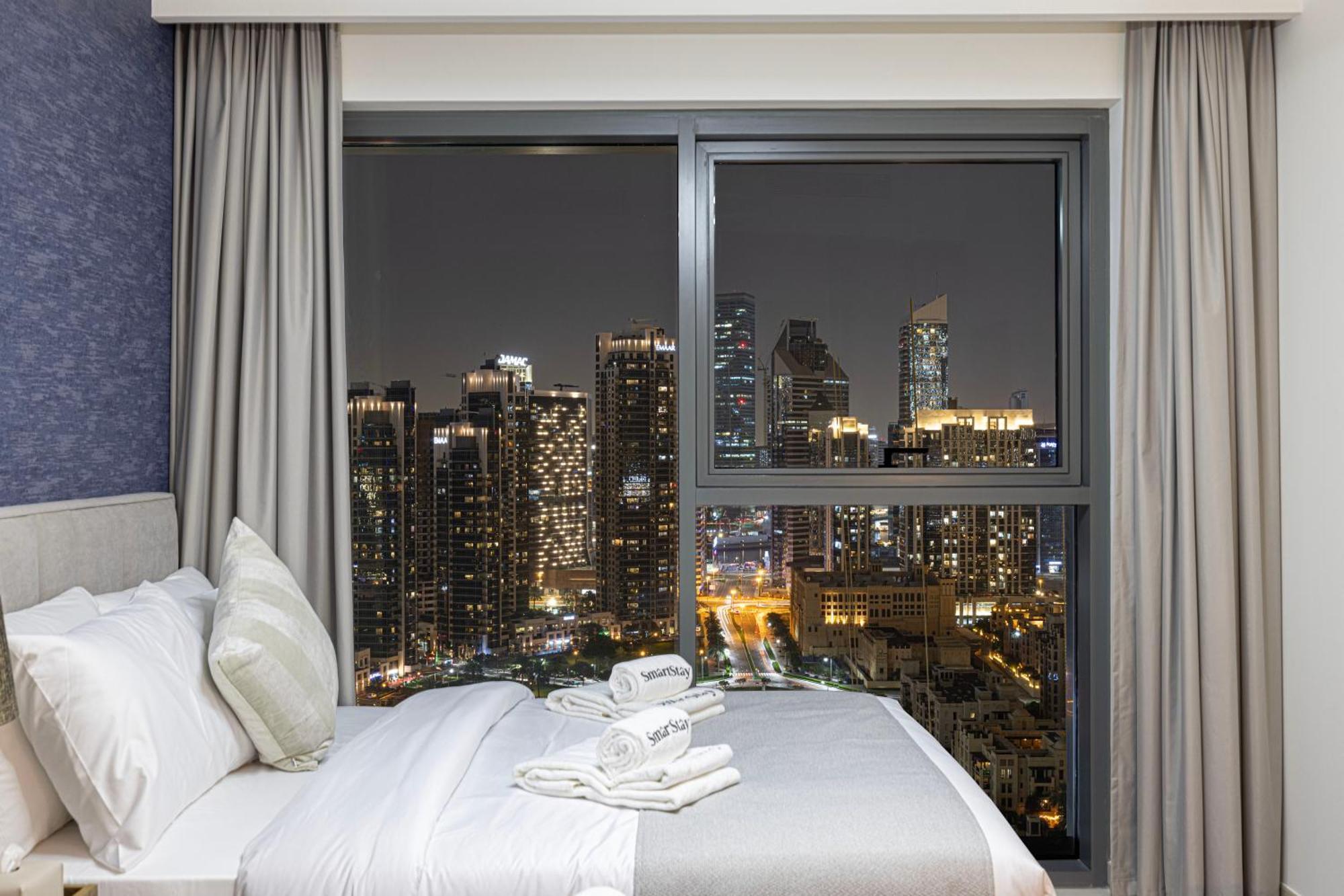 Smartstay At Burj Royale - Full Burj Khalifa View - Brand New Luxury Apartments Dubai Dış mekan fotoğraf